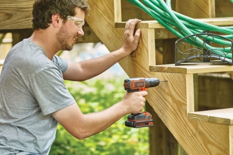 Black Decker BDCDC18B Wkrętarka akumulatorowa 18V 2x1,5Ah kompaktowa