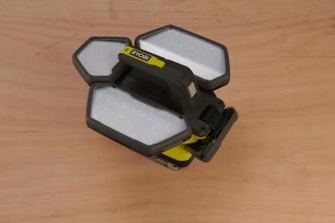 Lampa akumulatorowa bez akumulatora halogen R18L360 18V ONE+ LED 360 Ryobi