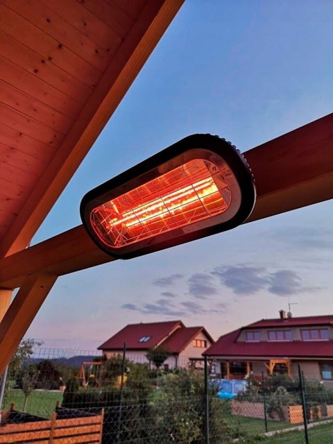 Promiennik na podczerwień do warsztatu restauracji taras NEO 2000W IP65