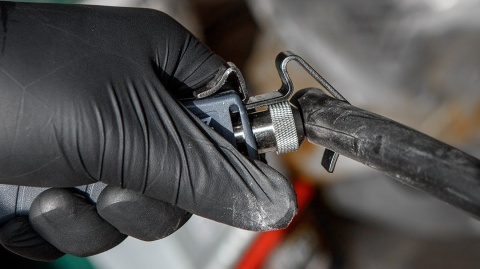 Ściągacz izolacji przewodów kabli 8-28mm solidna stal precyzyjne ostrze 01-546 NEO TOOLS