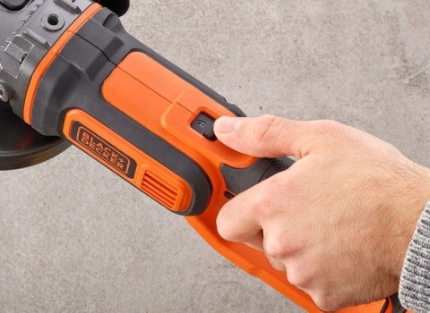 Szlifierka kątowa 18V 125mm M14 Black & Decker BCG720 + aku 4.0Ah