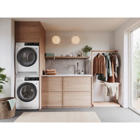 Łącznik do pralek i suszarek z wysuwaną półką Pionowe połączenie E1WYHSK2 Electrolux