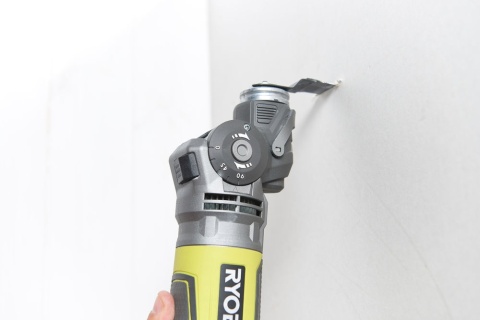 Urządzenie wielofunkcyjne z silnikiem 300 W Kąt oscylacji 3,2° RYOBI RMT300-SA
