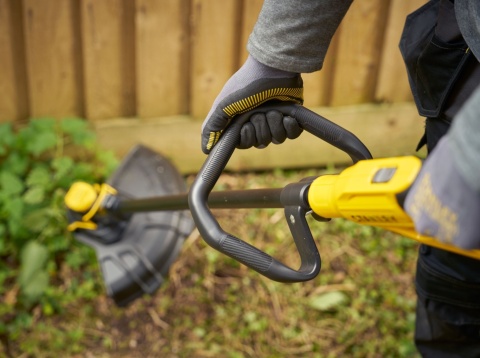 KOSA PODKASZARKA AKUMULATOROWA +4Ah 18V V20 33CM FATMAX STCST933M1 STANLEY