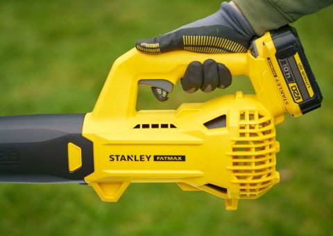 Dmuchawa ogrodowa do liści akumulatorowa 18V body Stanley Fatmax SFMCBL714B-XJ