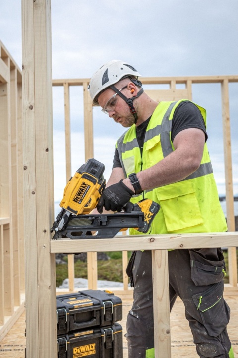 Gwoździarka Akumulatorowa Szkieletowa 18 V XR 50-90 mm Dewalt DCN930N-XJ