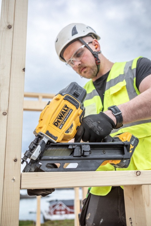 Gwoździarka Akumulatorowa Szkieletowa 18 V XR 50-90 mm Dewalt DCN930N-XJ