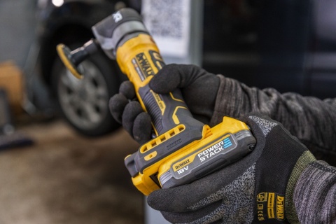 KOMPAKTOWA MINI SZLIFIERKA 18 V XR BODY DCG421N-XJ DEWALT