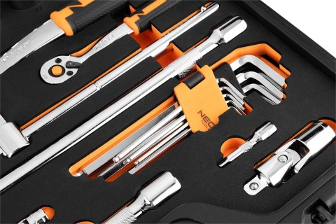 ZESTAW KLUCZY NASADOWYCH CRV 1/2" 1/4" 95 ELEMENTÓW W PIANCE EVA NEO TOOLS